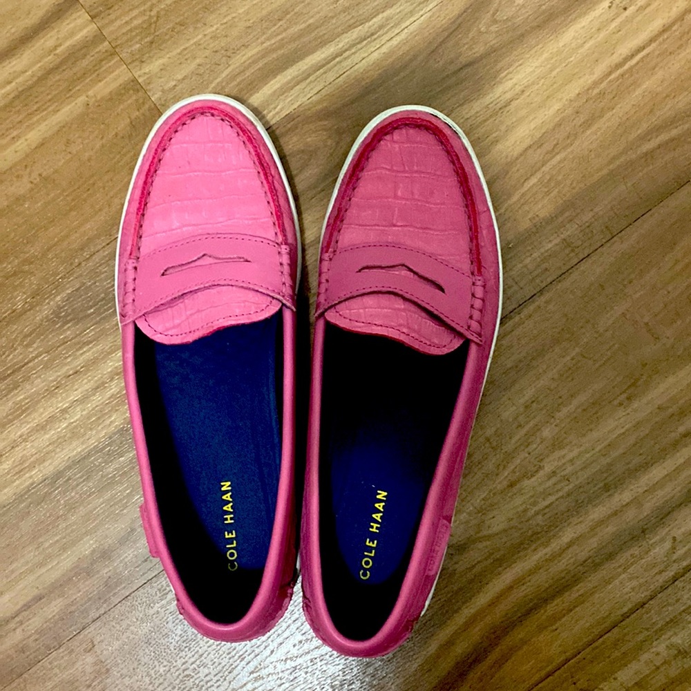 Cole Haan Leather Rose Wine/Pink Loafers - 8B